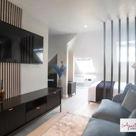 Beautiful Studio Apartment - London Hounslow Exterior photo